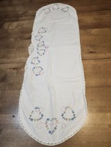 Vintage ❤️ Embroidered Heart Table Runner W/Crochet Edges Pretty Valenti... - $15.00