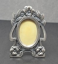 Pewter Oval Picture Frame 3.5&quot; Photo Flowers Ornamental Decor - $9.56