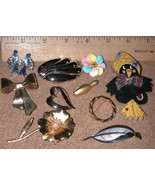 10 vintage Jewelry PIN Lot Heart Bird flower Circle Monet brooch - $15.00