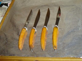 Set of 4 vintage Bakelite Sheffield steak knives VGU (GE1) - £27.90 GBP