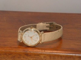 Pre-Owned Women’s Timex Casual Analog Watch (For Parts) - £4.74 GBP