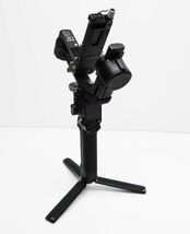 DJI RS 4 Pro 3-Axis Gimbal Stabilizer for Cameras - Black image 2