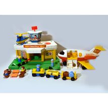 Vintage Fisher Price Little People Family Airport #2502 Set Complete 112... - $104.58 CAD