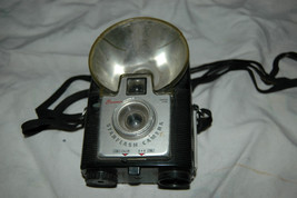 Vintage Kodak Brownie Starflash Camera As Is Collectible - $14.99