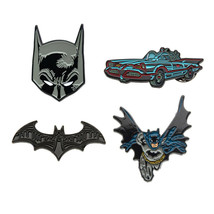 Batman Enamel 4-Piece Pin Set Grey - £25.06 GBP