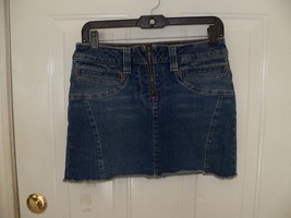 American Eagle Outfitters Front Zip Denim Mini Skirt Size 4 Women&#39;s NWOT - £13.40 GBP