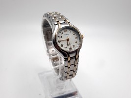 Womens Timex Indiglo 24mm Watch New Battery Honey Comb Dial Two-Tone P6 - $18.00