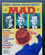 1993 MAD Magazine October No. 322 &quot;Alfred E. Neuman Lookalike Contest&quot; M 238 - £7.81 GBP