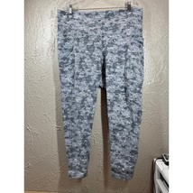 Calia By Carrie Underwood Black Gray Marble Camo Cropped Leggings Waist 36 - $511.24 MXN