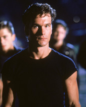 The Outsiders Patrick Swayze in black t-shirt 8x10 Photo - €6,93 EUR