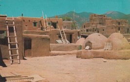 Taos Pueblo Famous Indian Baking Oven Pueblo Proper New Mexico NM Postcard C32 - £2.36 GBP