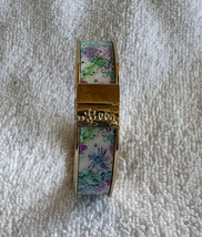 Nwt Lilly Pulitzer Gold Photodome Bangle Bracelet Mandevilla Baby Paradise Petal - £27.33 GBP