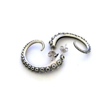 Vintage Silvery Squid Tail Octopus Tentacles Stud Earrings Fashion Jewerly - £10.39 GBP