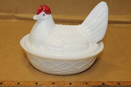 Vintage Westmoreland Milk White Glass Hen on Nest Covered Candy Nut Dish Chicken - £19.65 GBP