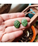 Vintage Pair of Ornate Gold Jade Oval Cuff Links - $68.58 CAD