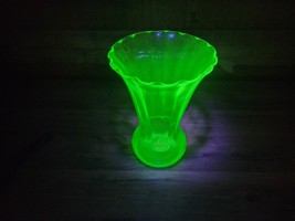 Vintage Uranium Glass Vase By Imperial Glass Flared Scalloped Rim, Side ... - £45.68 GBP
