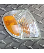 TRQ SLA87380 Fits 2005-2006 Toyota Tundra Right Front Turn Signal Corner... - $65.67