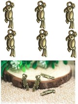 8 Parrot Charms Antiqued Bronze Tone Bird Pendants Cockatoo Animal Findings - £2.76 GBP