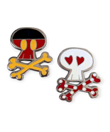 Mickey Mouse and Minnie Mouse Disney Pins: Sugar Skull and Crossbones - €21,38 EUR