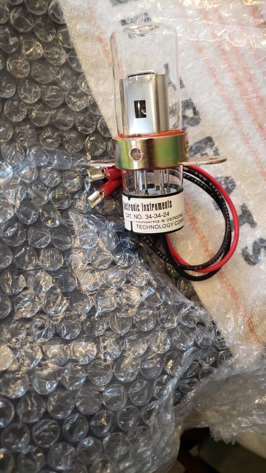 NEW Spectronic Instruments Lomb 2 Deuterium Arc Gas Lamp # 34-34-24 / ...