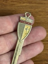 Pontiac Shield Logo Gold Tone Vintage Car Key Blank - £15.82 GBP