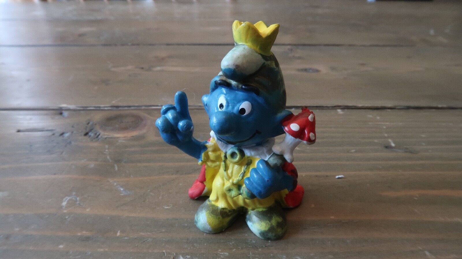 Primary image for Smurfs King Smurf Gold Hat Vintage Figure USED PEYO 1978 Toy Figurine