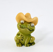 Miniature Cowboy Frog Figurine With Googly Eyes Plastic 2&quot; Tall - £7.07 GBP