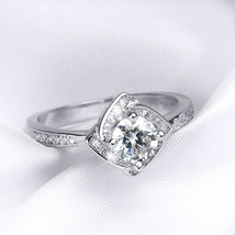 1.0 Carat Delicate Wedding BAND CZ Promise Anniversary RING Round Cut Si... - $630.60 MXN