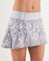 Lululemon Run: In The Sun Skirt Tennis Beachy Floral White Fossil Wee Stripe 8 - £38.69 GBP