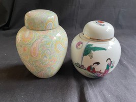 Antique pair of Chinese lidded ginger jars - £69.82 GBP