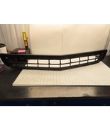 GM 92228228 Lower Front Grille Insert Textured Black General Motors - $1,213.06 MXN
