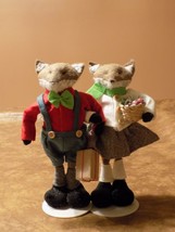 Mr &amp; Mrs Christmas Foxes 2016 Knick Knack Holiday Display Decor Stuffed ... - $24.75