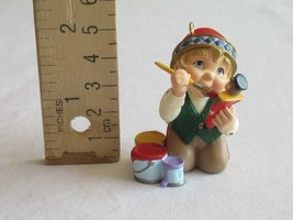 Hallmark Keepsake Ornament Arctic Artist Elf Painting Toys XC4527 1999 T... - $175.77 MXN
