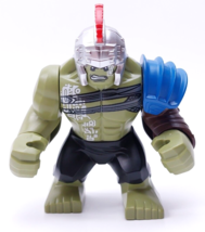 Lego Hulk Minifigure Helmet 76088 MARVEL Thor Ragnarok Arena Clash sh413 - £26.28 GBP