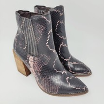 Steve Madden Women&#39;s Ankle Boots Size 6 M Snake Print Pull On Booties - £35.28 GBP