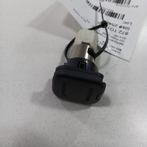 Toyota Yaris 12V Power Port Socket  2020 2019 2018 2017 2016 - $558.08 MXN