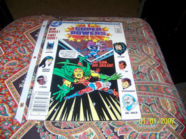 vintage 1980's   dc comic book {superpowers} - $6.93
