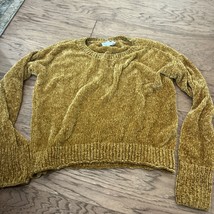 Cloud Chasen Size Large Yellow Sweater - $12.49