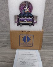 The Nightmare Before Christmas Train Glitterglobe ~ &quot;Make Way for the Mayor&quot; - £34.70 GBP