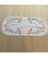 DoilyEmbroidery Crochet Calalily Scallop Edge 17”x 41&quot; Cottagecore has Flaw - $9.75