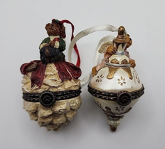 Vintage Boyd&#39;s Bear Hinged Trinket Box Ornament w/ Trinkets - Set of 2 - £17.87 GBP