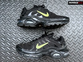 Nike Air Max Plus &quot;Removable Swoosh&quot; Men Size 8 Black Red Gold CJ9696 001 - £116.80 GBP
