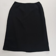 Kasper RN#54050 Women's Black Rear Zip Pull-On Skirt Size 8 Measured Waist 29" image 8
