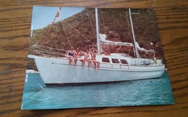 VTG 1980 Photograph Sailboat GIrls Bikinis Men Topless Island Life 8x10 - £15.86 GBP