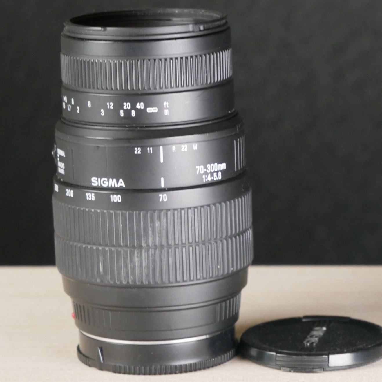 Sigma 70-300MM 1:4-5.6 AF Lens for Sony A Mount DSLR Camera *TESTED* - $44.50