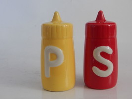 Vintage Salt and Pepper Shakers Mustard Ketchup Squirt Bottle shape Mint unused - £9.10 GBP
