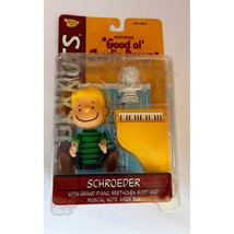 Peanuts Schroeder Good Ol Charlie Brown 2002 Grand Piano Beethoven Bust Rug NOC - £19.85 GBP