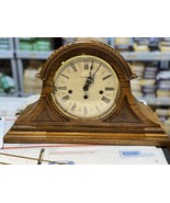 Howard Miller Worthington Mantel Clock – Key Wound Mechanical (Needs Rep... - $7,128.05 MXN