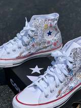 What Makes You Smile - Available in High and Low Tops - Men&#39;s/Women&#39;s Converse - £143.77 GBP