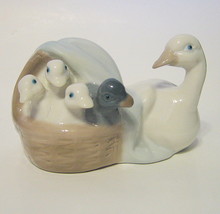 Goose Figurine Porcelain Made in Mexico by Dalia #17 X - £15.65 GBP